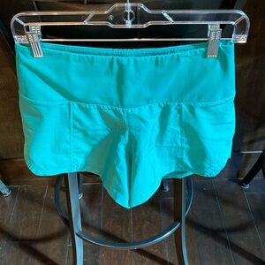 Constantly Varied Gear CVG Daydream Shorts Green with black Lined Size XS